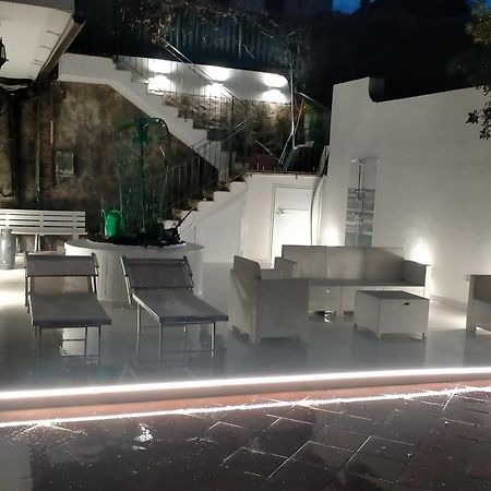 Villa Sullo Stretto Sant'Agata  Buitenkant foto