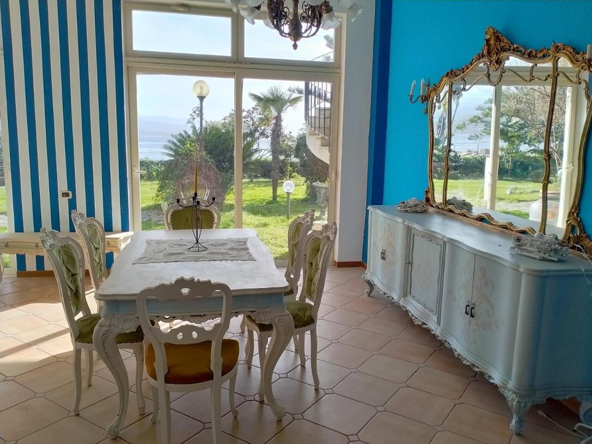 Villa Sullo Stretto Sant'Agata  Buitenkant foto