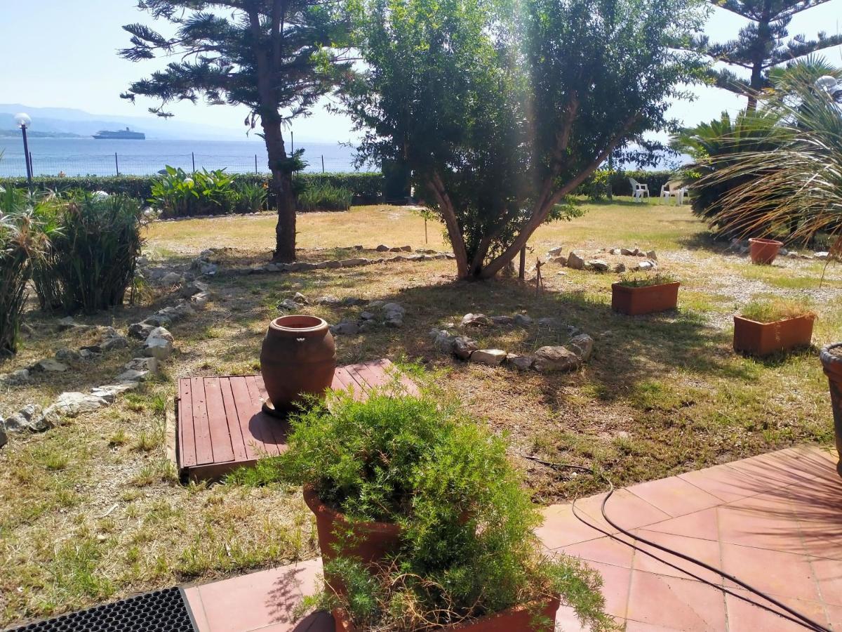 Villa Sullo Stretto Sant'Agata  Buitenkant foto