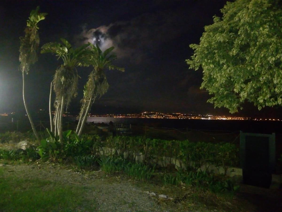 Villa Sullo Stretto Sant'Agata  Buitenkant foto